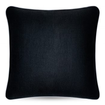 Amelia with White Piping